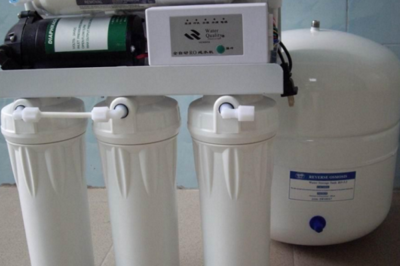 凈水器代理加盟 家庭服務(wù)市場(chǎng)的藍(lán)海機(jī)遇